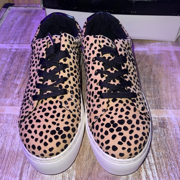 Forever Fierce Platform Sneakers - Picture 2 of 6